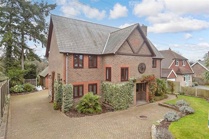 4 Bedroom Detached House For Sale In Fermor Road, Crowborough, East Sussex, TN6