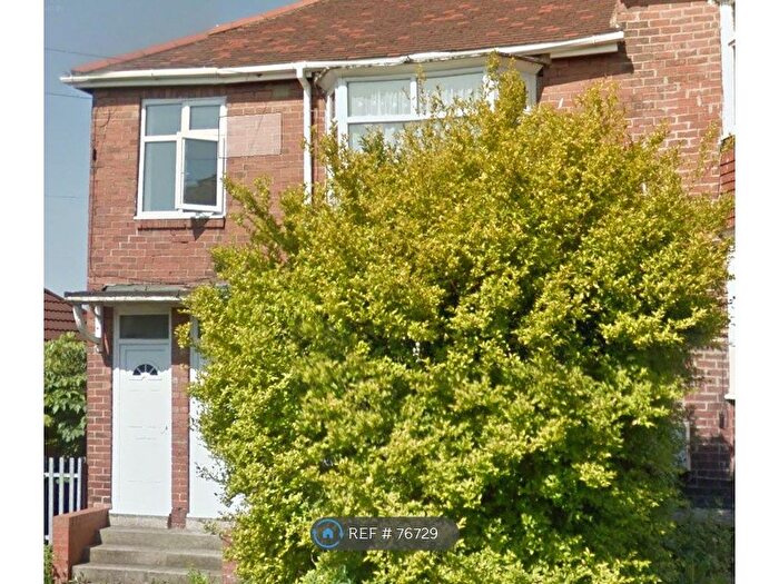 3 Bedroom Flat To Rent In Axbridge Gardens, Newcastle Upon Tyne, NE4