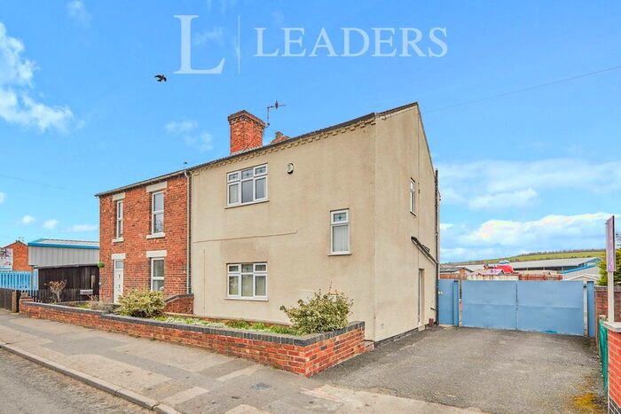 3 Bedroom Semi-Detached House To Rent In Cromford Road, Langley Mill, Nottingham NG16