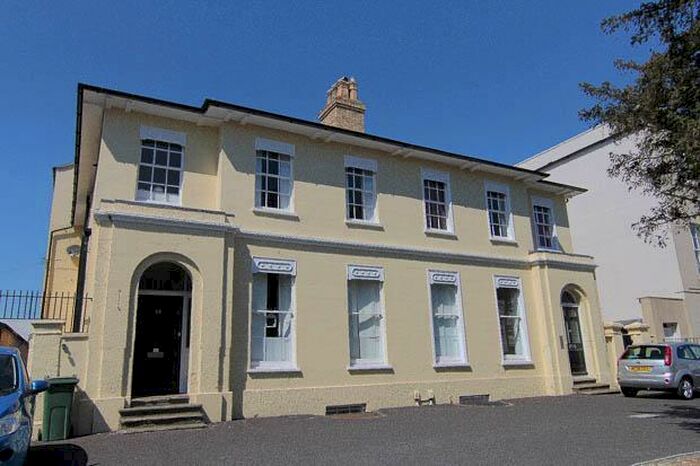 3 Bedroom Apartment To Rent In Winchcombe St, Cheltenham, GL52