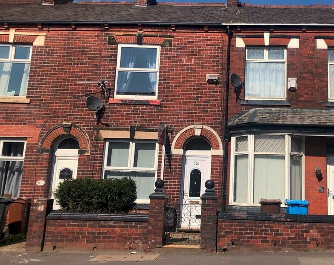 2 Bedroom Terraced House To Rent In Middleton Road, Chadderton, Oldham, OL9