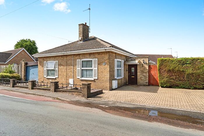 3 Bedroom Detached Bungalow For Sale In Walton Road, Wisbech, PE13