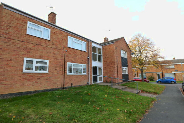 Studio To Rent In Barn Mead, Harlow, CM18