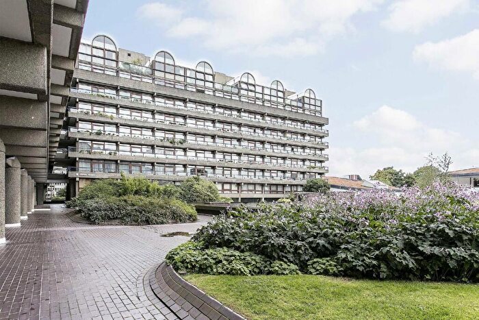 Flat To Rent In Barbican, Breton House, EC2Y