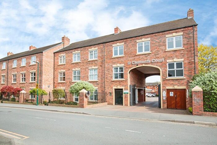 2 Bedroom Apartment For Sale In St. Clements Court, Atherstone, CV9