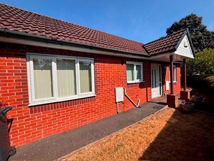 2 Bedroom Semi Detached Bungalow For Sale In Hungerfield Road, Birmingham, B36