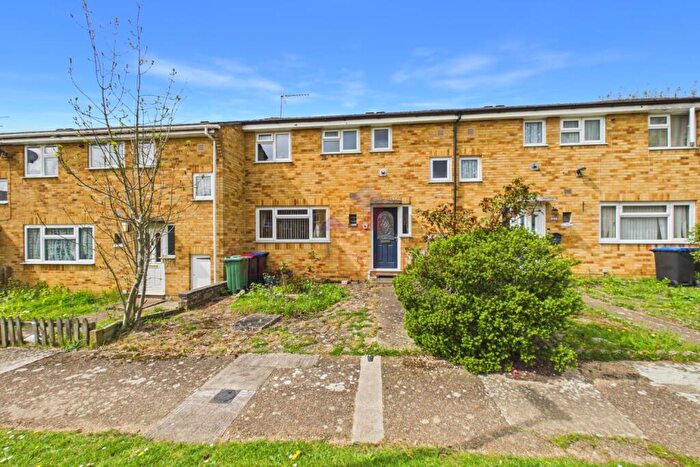 3 Bedroom Terraced House For Sale In Chestnut Walk, Witham, CM8