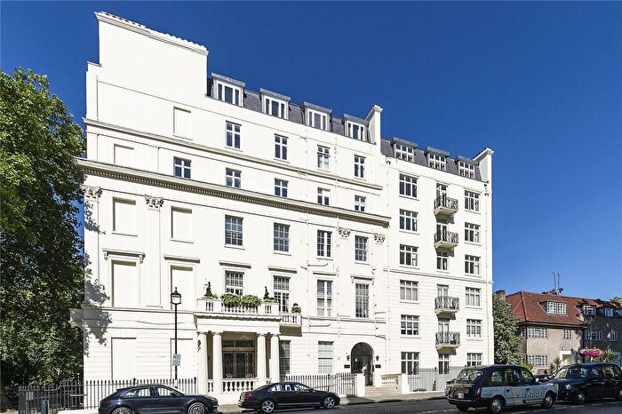 4 Bedroom Flat For Sale In Hyde Park Street, London, W2