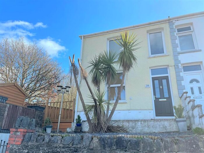 3 Bedroom Semi-Detached House For Sale In Cefn Yr Allt, Aberdulais, Neath, SA10