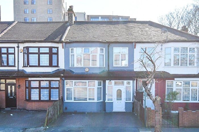 3 Bedroom Terraced House For Sale In Lombard Avenue, Ilford, Essex, IG3