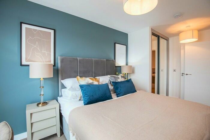 2 Bedroom Apartment To Rent In Centenary Plaza, Southampton, SO19