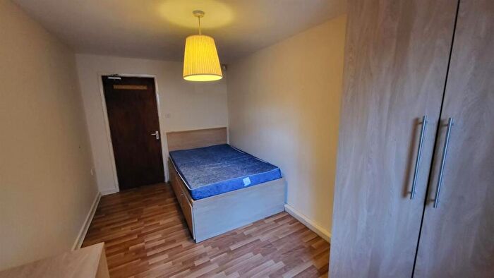 7 Bedroom House To Rent In Derby Road, Manchester, M14