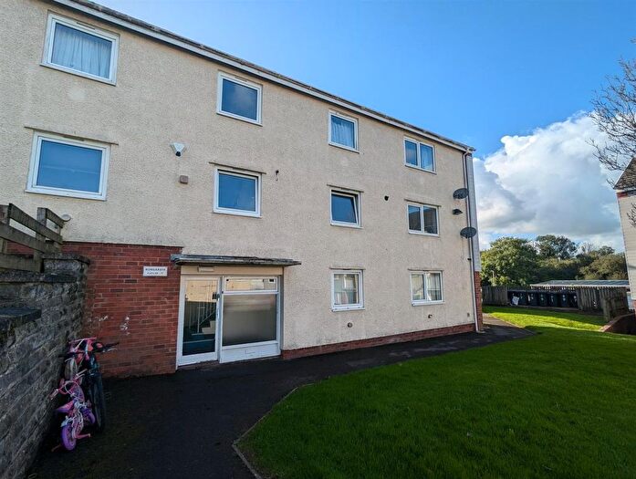 2 Bedroom Flat To Rent In Goshawk Road, Haverfordwest, SA61