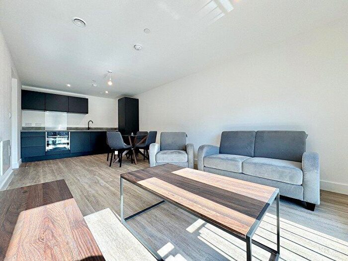 2 Bedroom Apartment To Rent In Bastion Point, Oriel Street, L3