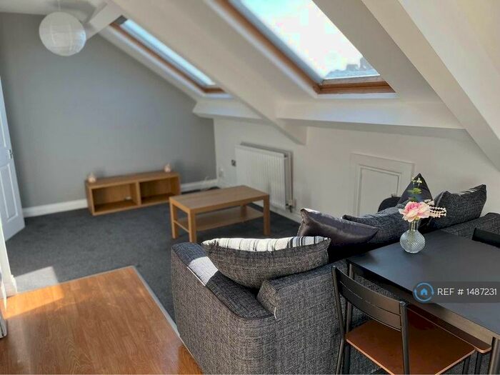 1 Bedroom Flat To Rent In Azalea Terrace North, Sunderland, SR2