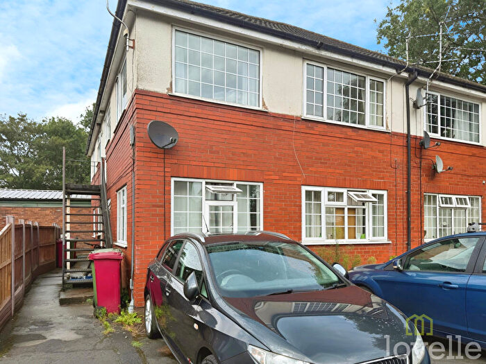 1 Bedroom Flat For Sale In Gladstone Court, Scunthorpe, DN16