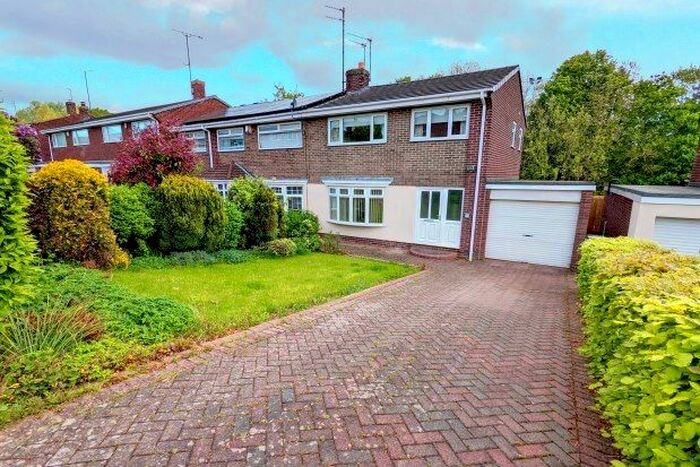 3 Bedroom Semi-Detached House To Rent In Alder Close, Houghton Le Spring, DH5