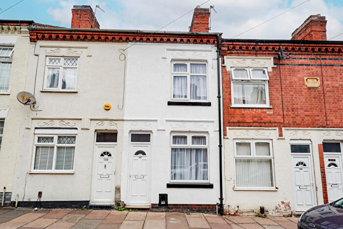 2 Bedroom Terraced House For Sale In Pool Road, Leicester, Leicestershire, LE3