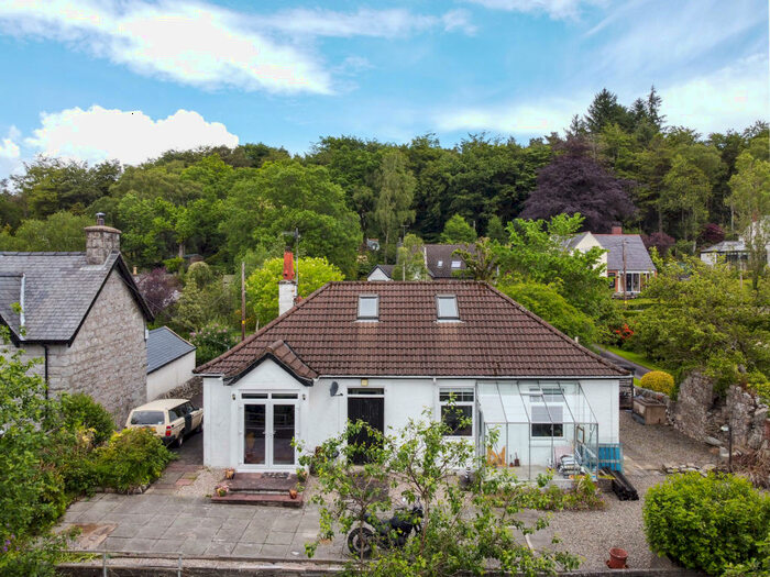 3 Bedroom Bungalow For Sale In Barhill Road, Dalbeattie, DG5