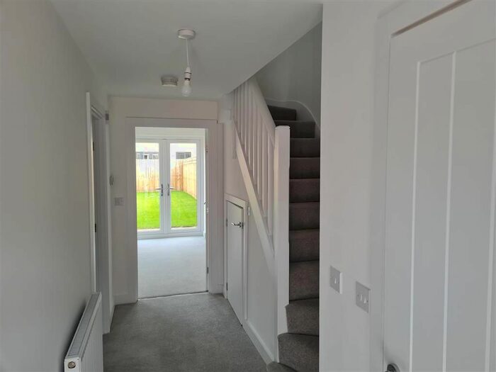3 Bedroom Property To Rent In Pond Close, Doncaster, DN4