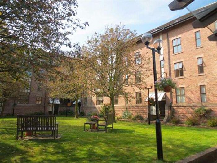 2 Bedroom Apartment To Rent In Two Bed Student Property, The Open, City Centre, NE1
