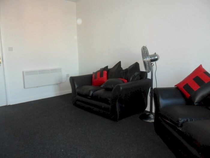 1 Bedroom Flat To Rent In Wellington Road, Perry Barr, Birmingham B20
