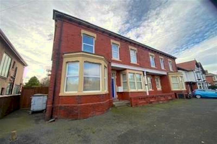 1 Bedroom Flat To Rent In Newton Court, Newton Drive, Blackpool, FY3