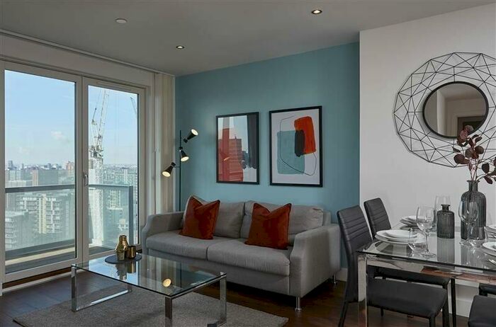 2 Bedroom Apartment To Rent In New Bridge Street Salford, M3