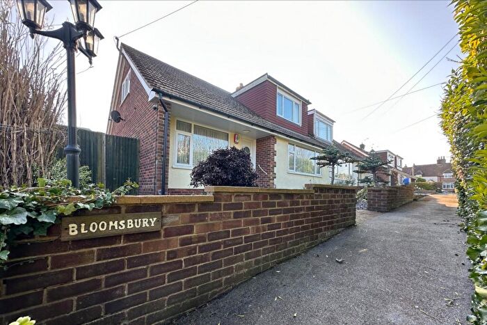 3 Bedroom Semi-Detached Bungalow For Sale In Back Street, Ringwould, CT14