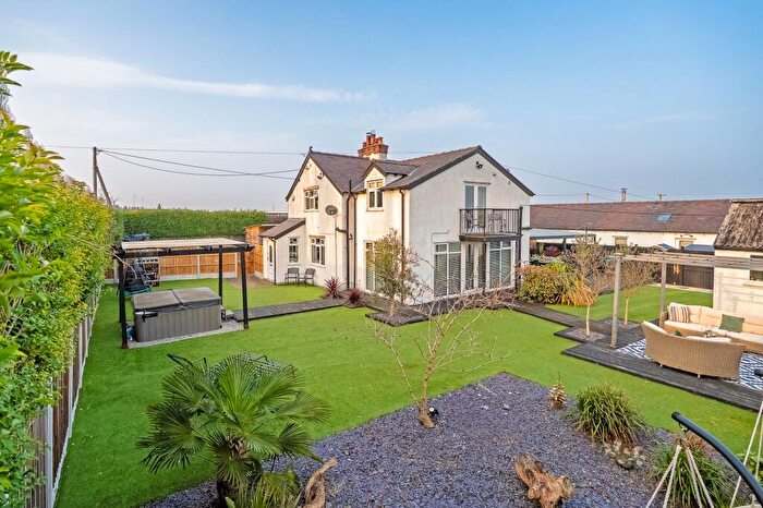 4 Bedroom Detached House For Sale In Green Lane, Sealand, CH5