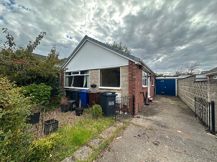 3 Bedroom Detached Bungalow For Sale In Orchard Way, Thorpe Willoughby, Selby, YO8
