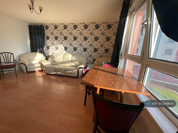 2 Bedroom Flat To Rent In Charles Street, Glasgow, G21