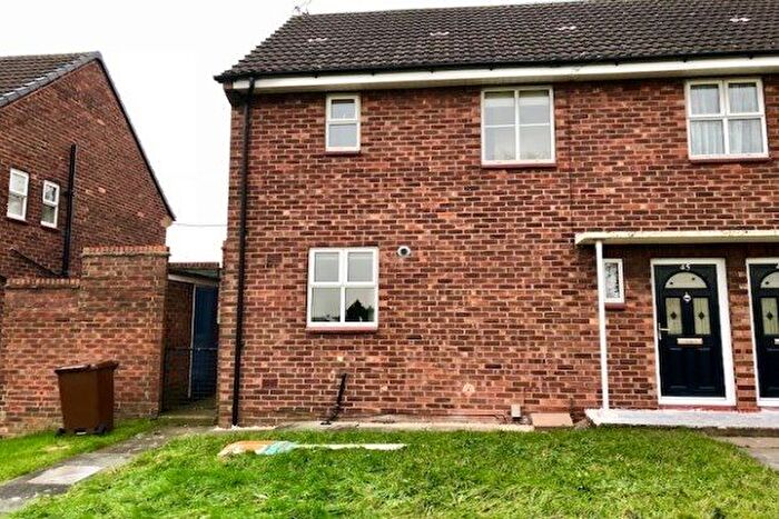 2 Bedroom Property To Rent In Trenchard Avenue, Stafford, ST16