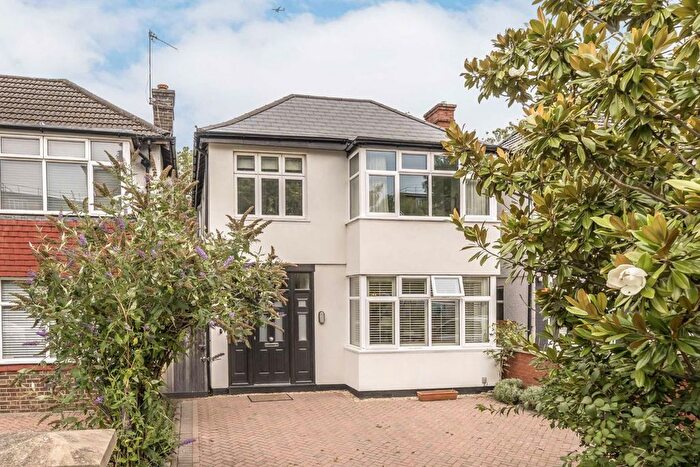 4 Bedroom Property To Rent In Atkins Road, Clapham South, SW12