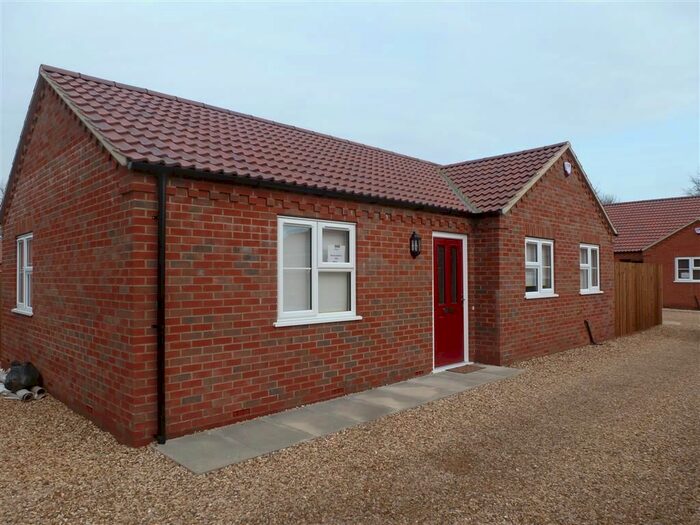 2 Bedroom Detached Bungalow To Rent In Ramnoth Road, Wisbech, PE13