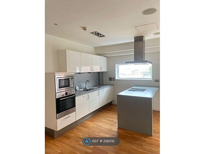 2 Bedroom Flat To Rent In Witham Wharf, Lincoln, LN5