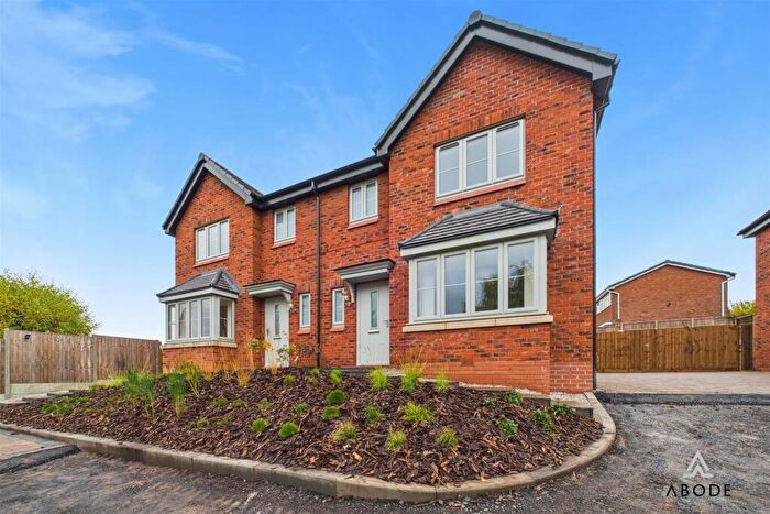 3 Bedroom Semi-Detached House For Sale In Off Wheatley Lane, Winshill, DE15