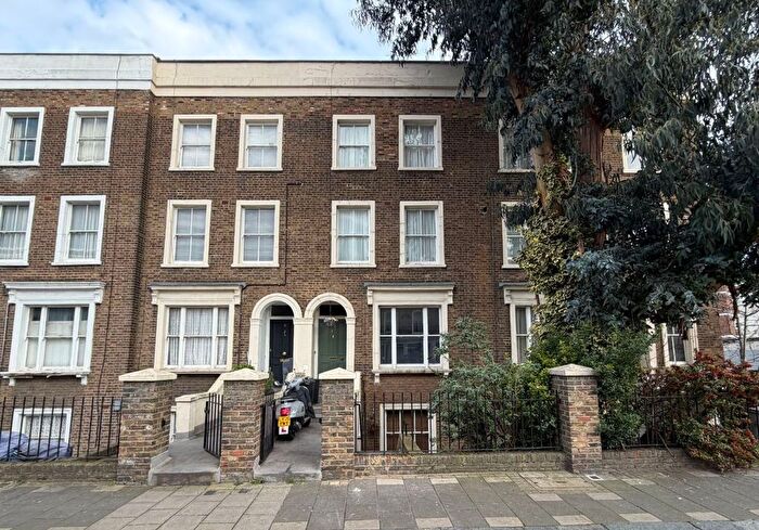 1 Bedroom Flat For Sale In B Askew Road, Hammersmith And Fulham, London, W12
