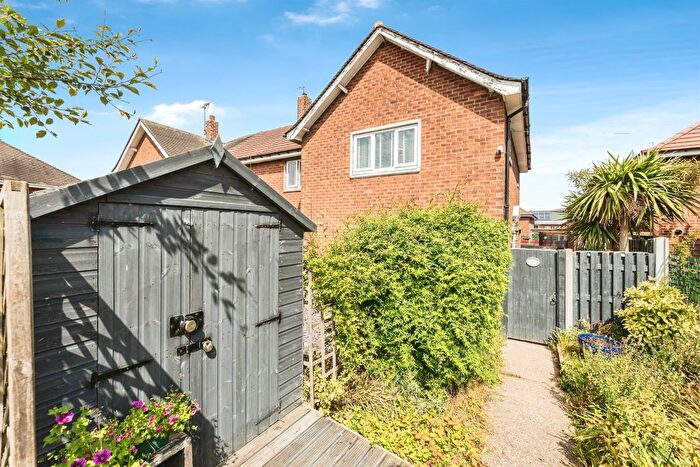 2 Bedroom End Of Terrace House For Sale In Albany Road, Kilnhurst, Mexborough, S64