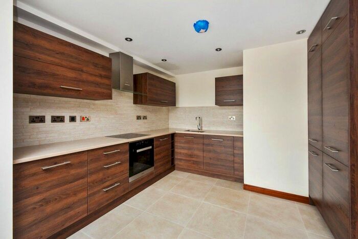 2 Bedroom Flat To Rent In Station Road, Harrow, HA1