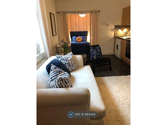 Studio To Rent In Argyle Square, Sunderland, SR2