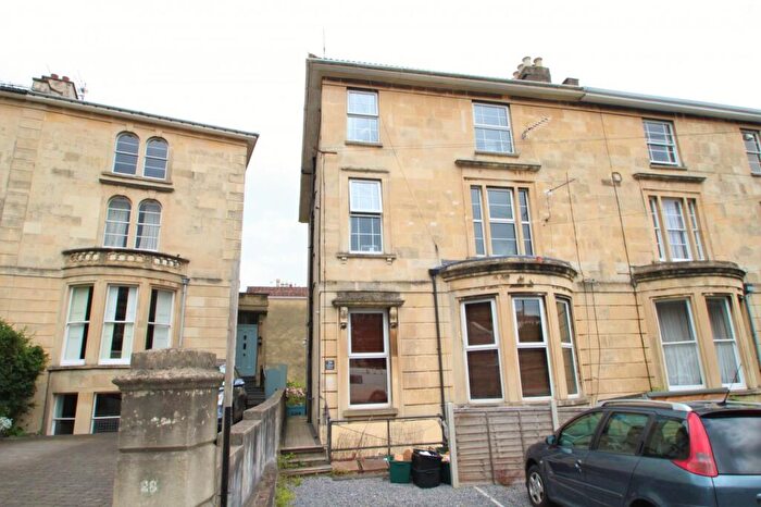 2 Bedroom Flat To Rent In Cotham Grove, BS6