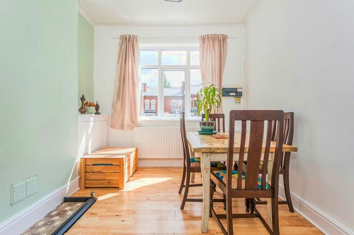 3 Bedroom Terraced House To Rent In Watford Road, Cotteridge B30