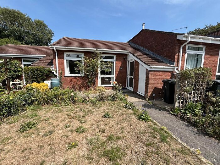 1 Bedroom Bungalow To Rent In Park Lands, Blandford Forum, DT11