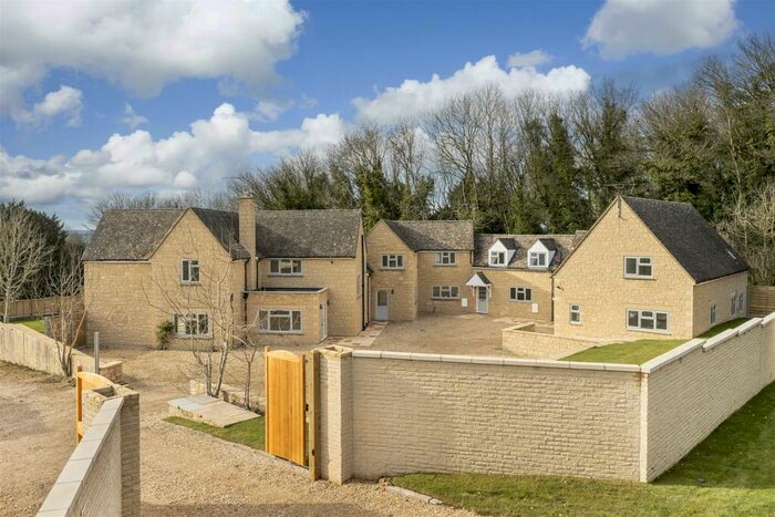 Property For Sale In Wyck Hill, Stow-on-the-Wold, Cheltenham, GL54