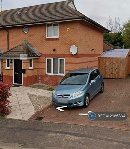 4 Bedroom Semi-Detached House To Rent In Larks Close, Haverhill, CB9