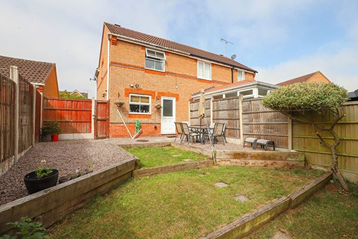 2 Bedroom Semi-Detached House For Sale In Chatsworth Road, Creswell, S80