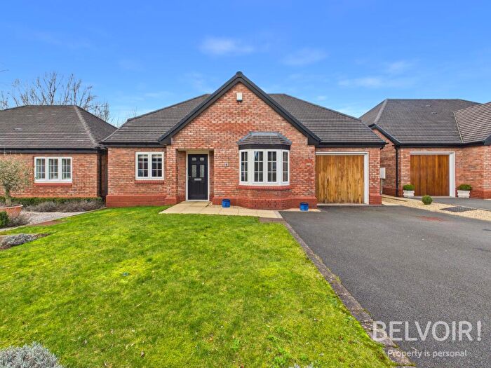 3 Bedroom Bungalow For Sale In Tenby Drive, Stafford, ST16