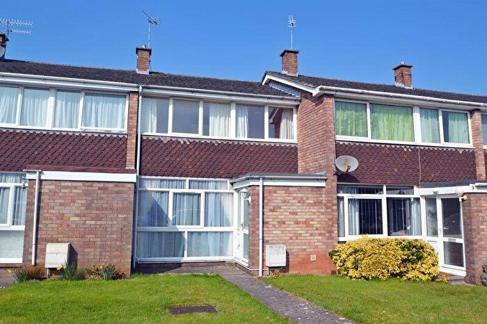 3 Bedroom Terraced House To Rent In Waverley Road, Backwell, BS48
