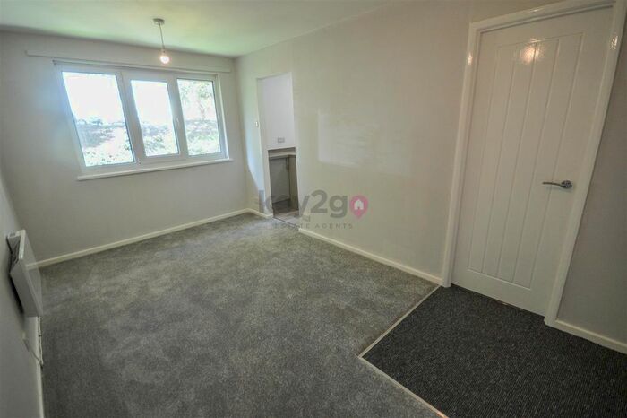 Studio For Sale In Hayes Drive, Halfway, Sheffield, S20